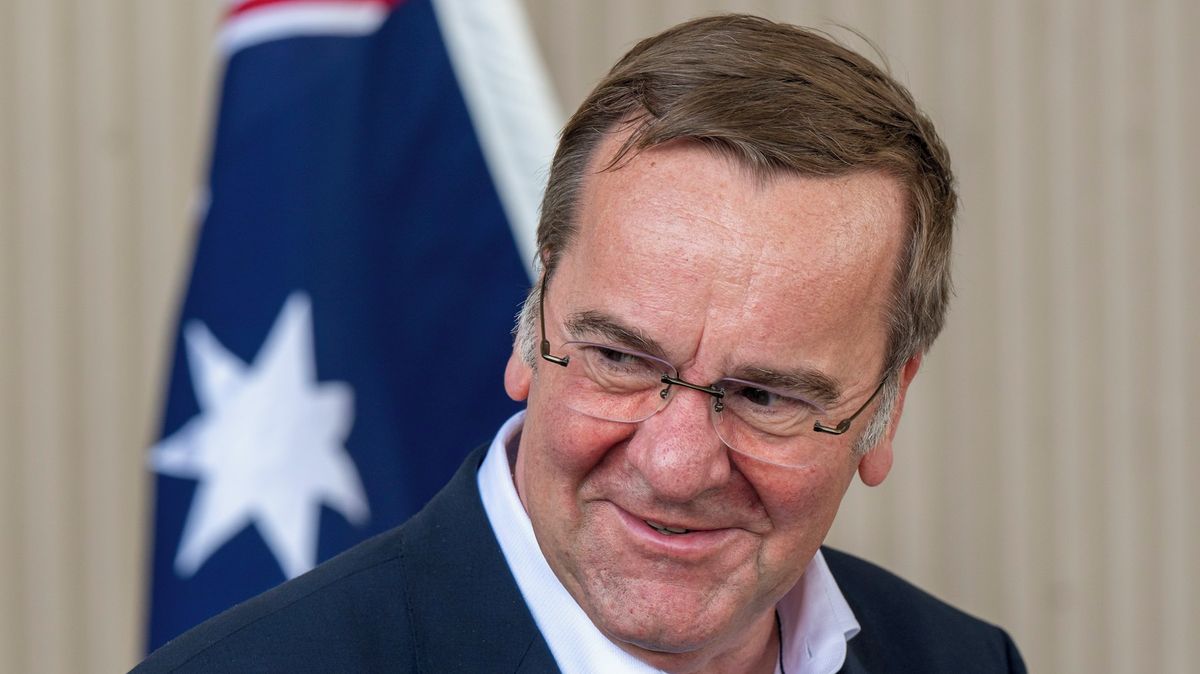 Mladí Němci dlouhé pobyty v zahraničí armádě hlásit nemusí, rozhodl ministr